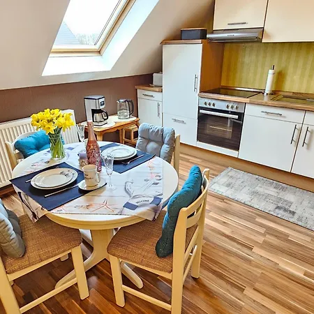 Exclusive Dachgeschosswohnung In Haren/emmeln *